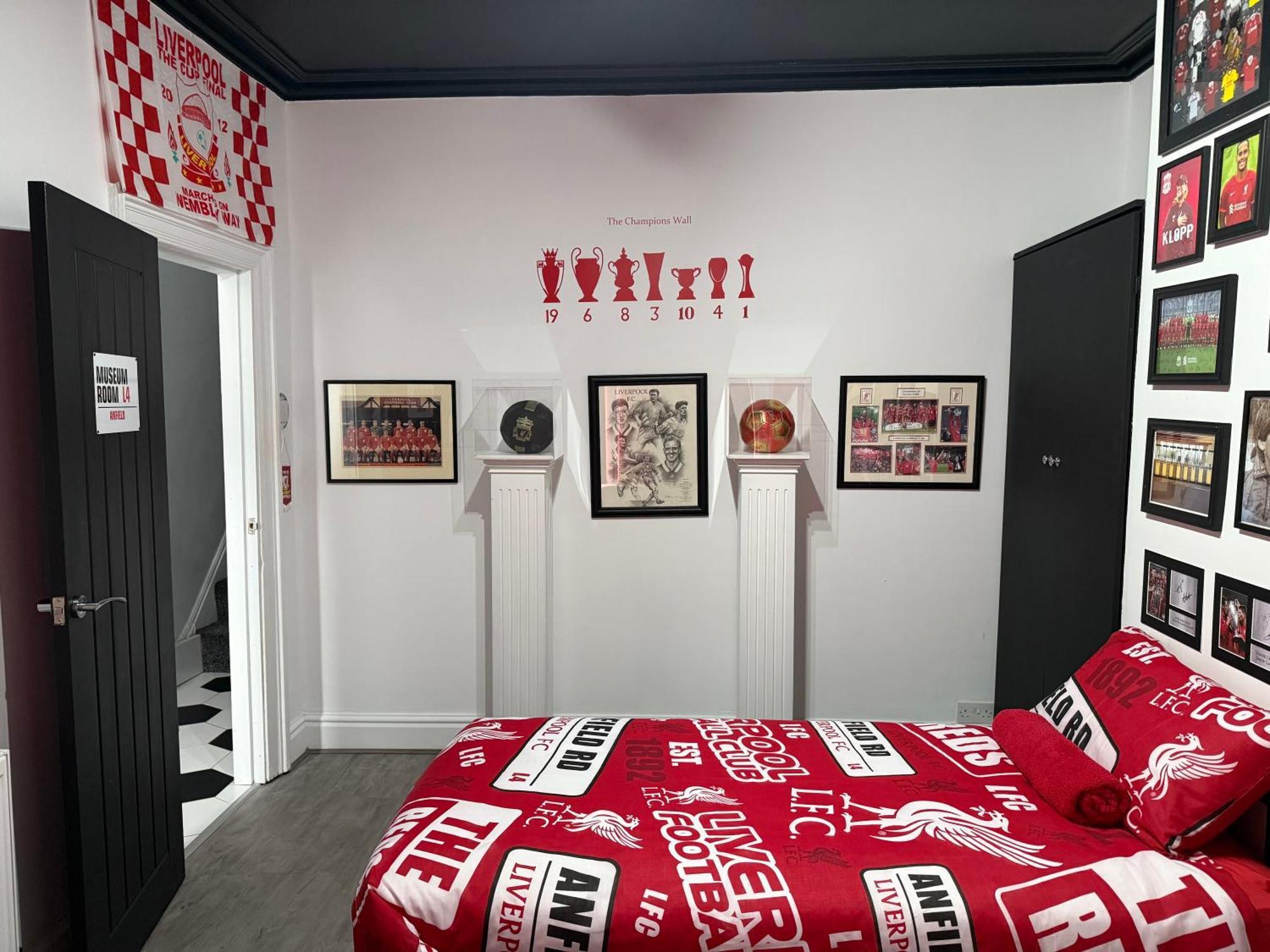 Anfield Abode - Entire Lfc Themed House Villa Liverpool Dış mekan fotoğraf
