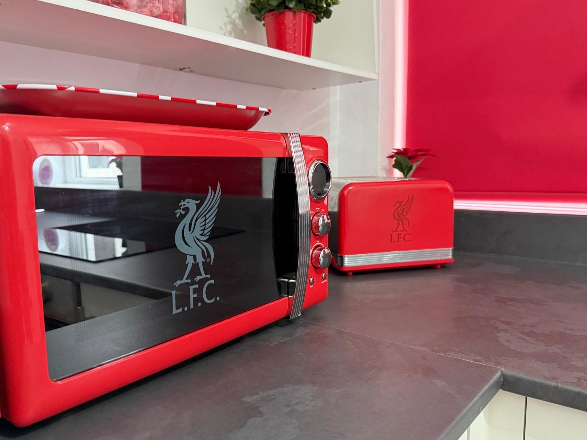 Anfield Abode - Entire Lfc Themed House Villa Liverpool Dış mekan fotoğraf