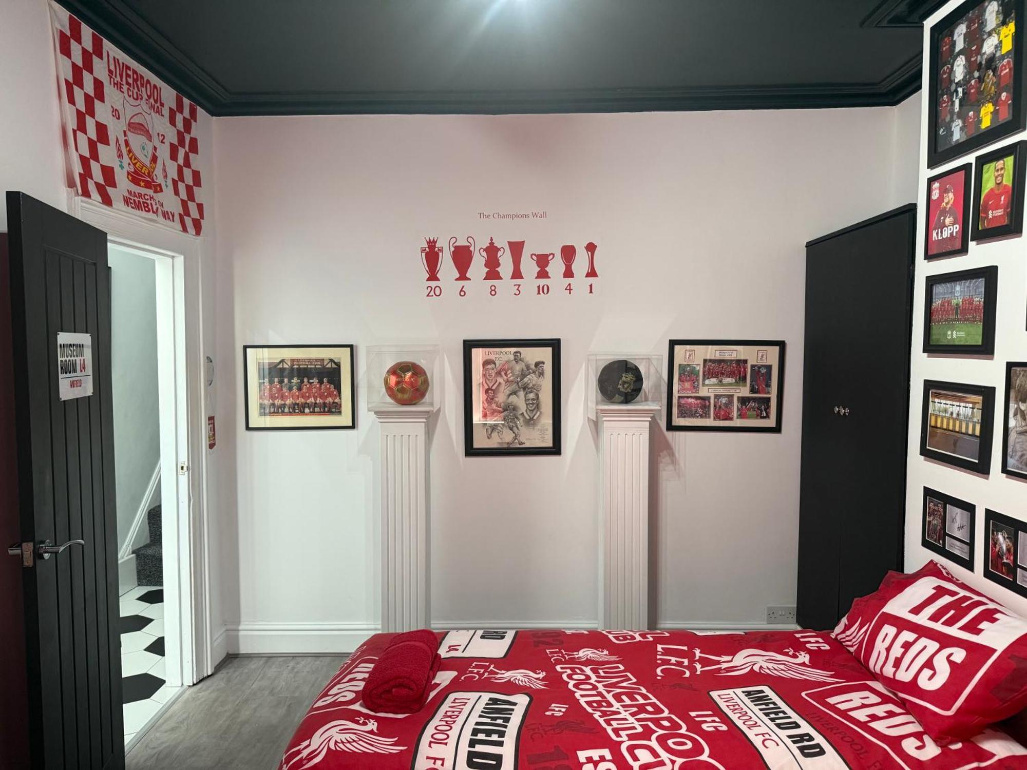 Anfield Abode - Entire Lfc Themed House Villa Liverpool Dış mekan fotoğraf