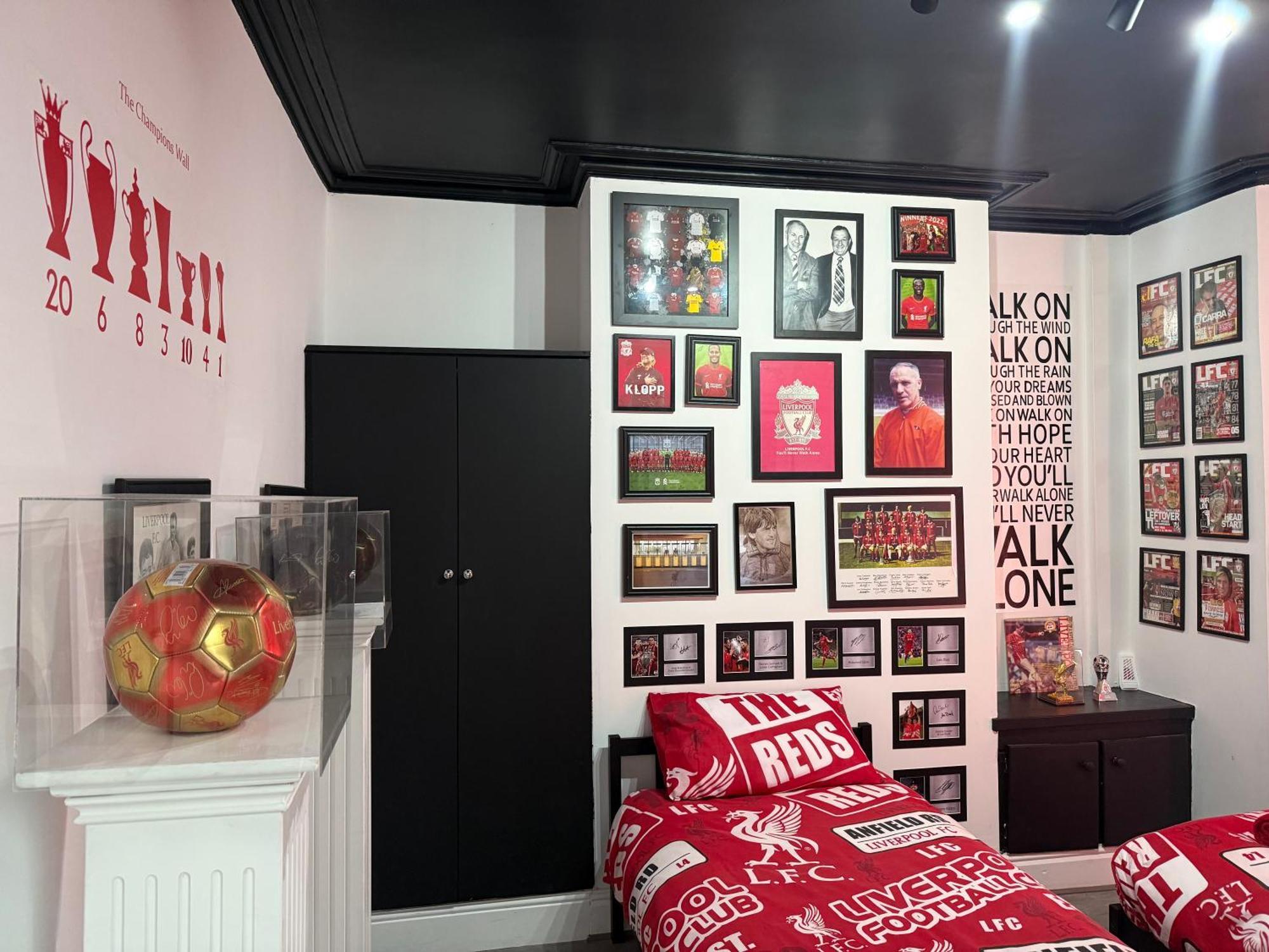 Anfield Abode - Entire Lfc Themed House Villa Liverpool Dış mekan fotoğraf